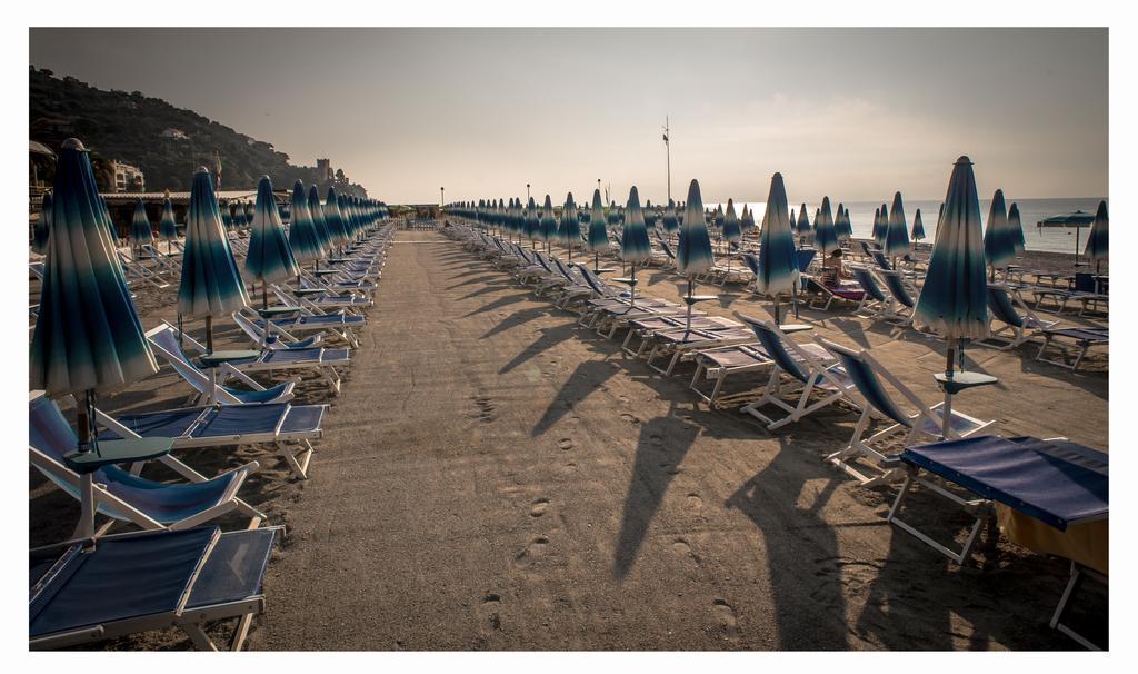 Lido Resort Finale Ligure Eksteriør bilde