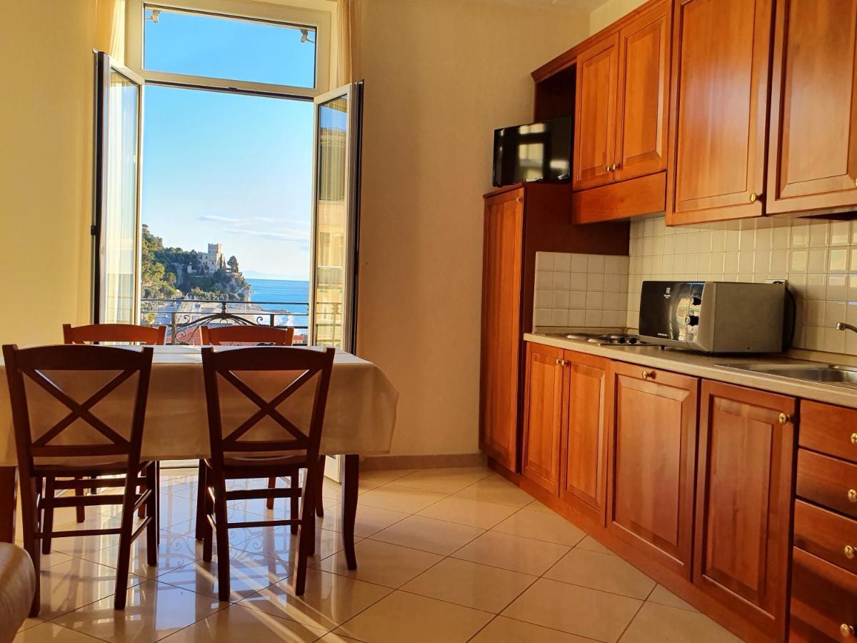 Lido Resort Finale Ligure Eksteriør bilde