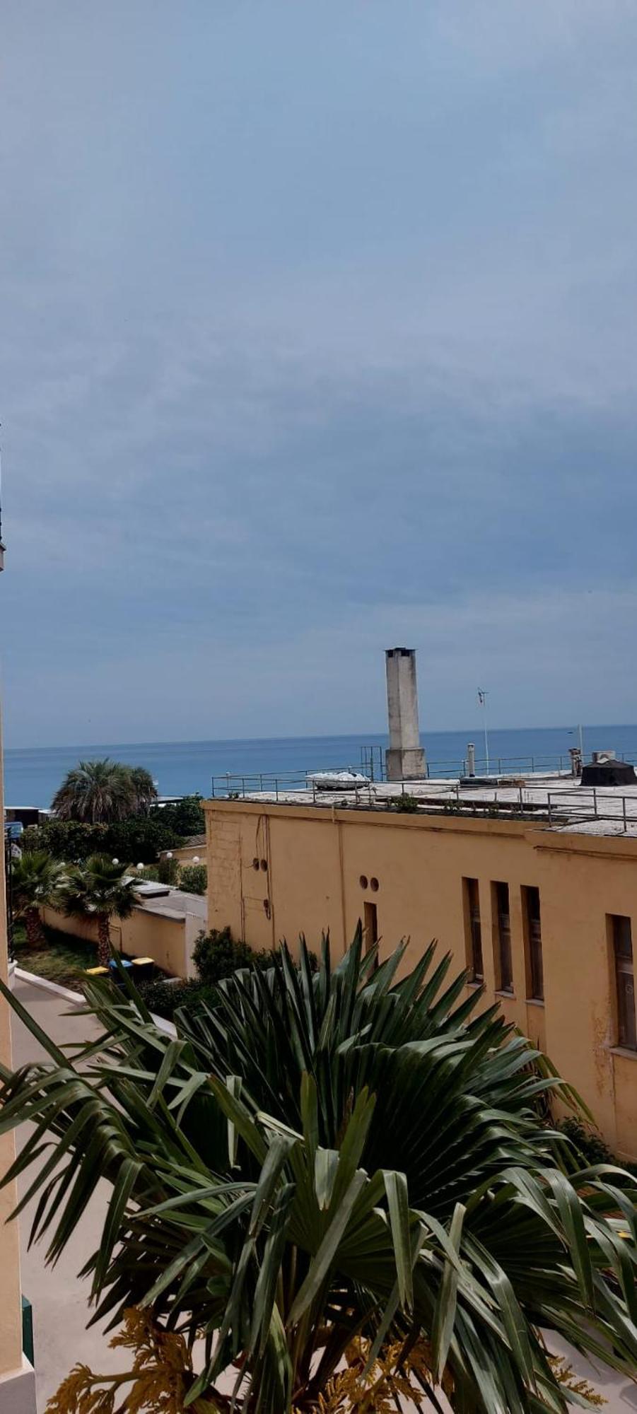 Lido Resort Finale Ligure Rom bilde