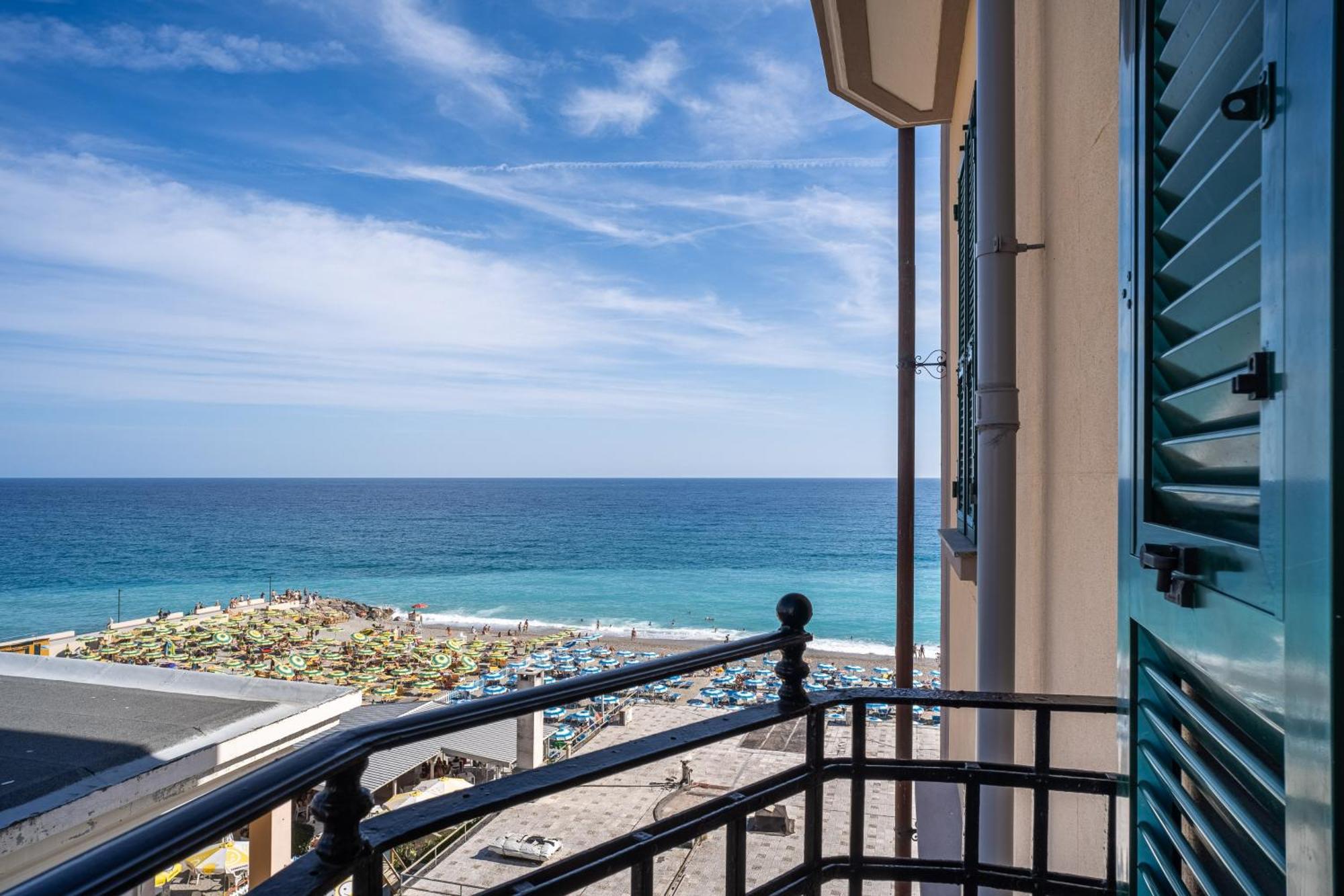 Lido Resort Finale Ligure Eksteriør bilde